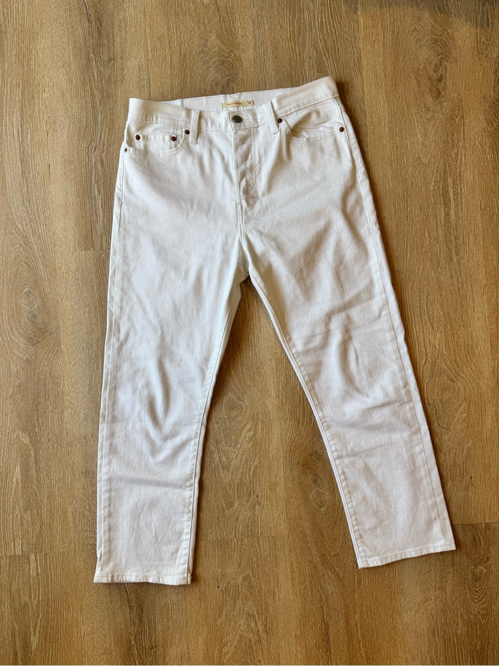 Levi's Women's White Straight-Leg Jeans